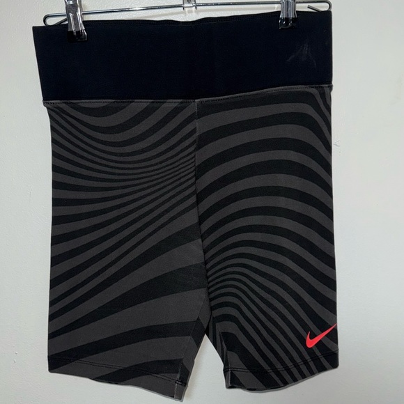Nike Black and Gray Bike Shorts with Red Swoosh - Picture 1 of 3